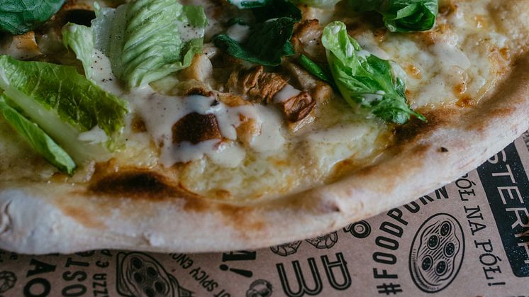LO_pizza_caesa_e_pollo_veg