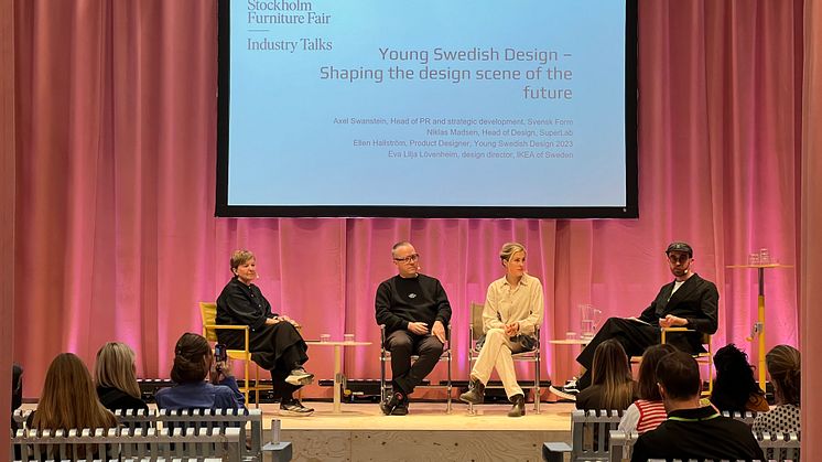 Panelsamtal med Eva Lilja Löwenhielm, Niklas Madsen, Ellen Hallström och modererat av Axel Swanstein