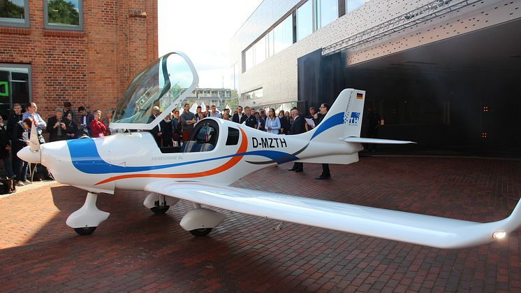 Im September 2017 wurde das Forschungs- und Schulungsflugzeug erstmals auf dem Campus vorgestellt.