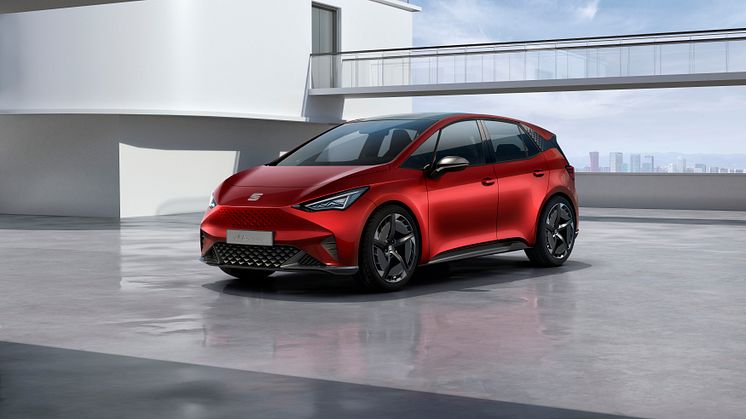 SEAT-el-Born-plugged-into-electric-mobility_01_HQ