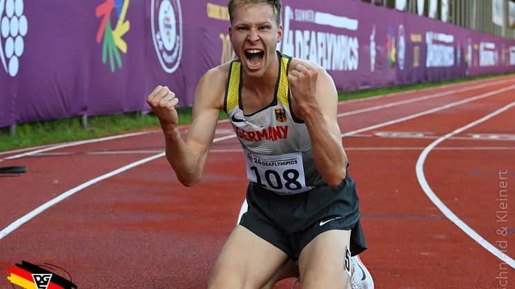 Zweifacher Medaillengewinn – Alexander Bley erringt Silber und Bronze bei DEAFLYMPICS 2022 (Foto: Deutscher Gehörlosen-Sportverband)