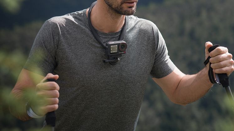 Osmo Action 5 Pro_Hiking_Hanging Neck Mount.jpg