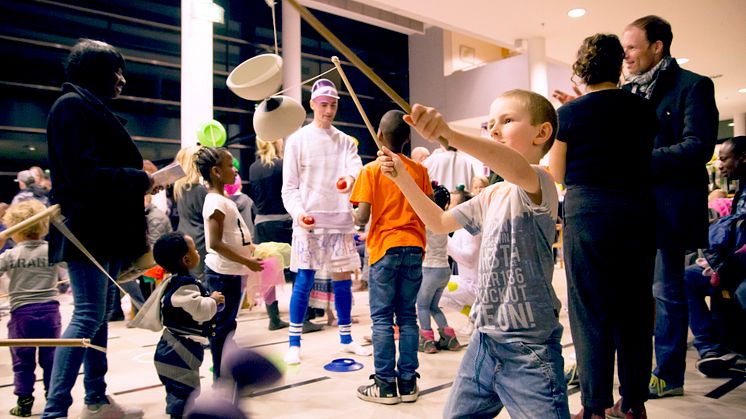 Cirkushoppet testa cirkus