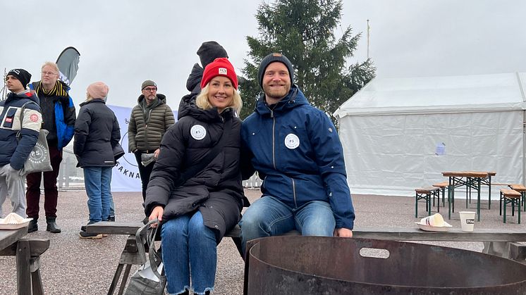 Rebecca Frisk och Björn Bolton under eventet P.S Saknar dig.