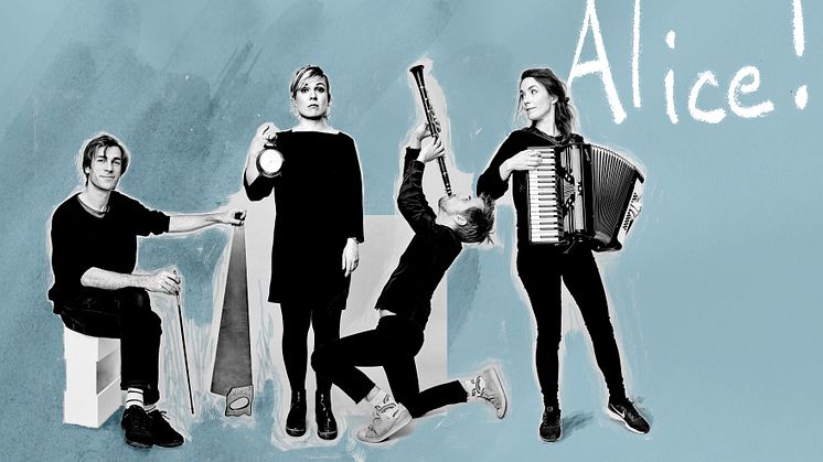 Alice! Fr v: Leo Svensson Sander, Josefine Lindstrand, Thomas Backman och Lisa Långbacka. Foto: Miki Anagrius. 