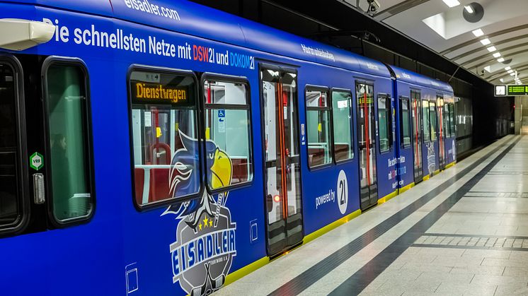 Übergabe Eisadler-Bahn3.jpg