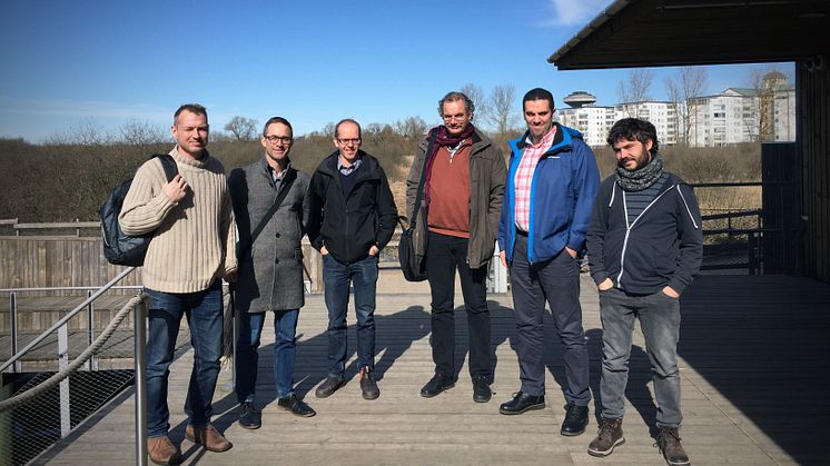 Från vänster: Ola Svahn (HKR), Jerker Fick (Umeå universitet), Erland Björklund (HKR), Kai Bester (Aarhus universitet, Danmark), Haitham El-Taliawy (Aarhus universitet), Pablo Gago-Ferrero (SLU Uppsala).