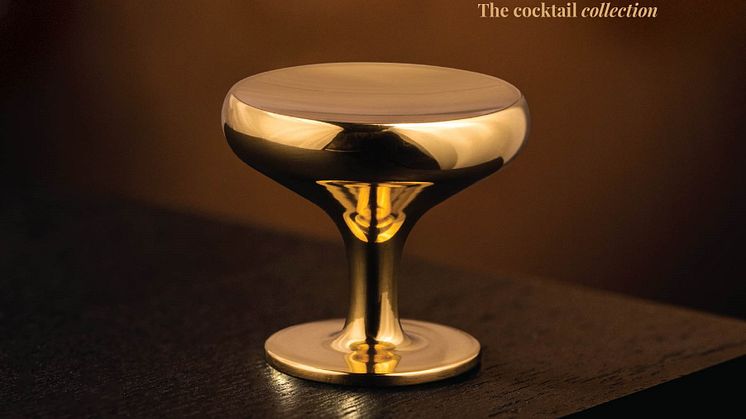 Møbelknott i polert messing fra den nye kolleksjonen "Coctail Collecion" fra Armac Martin