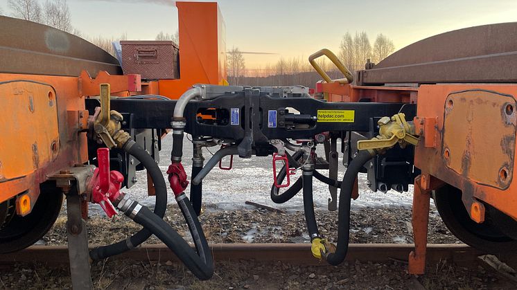 Digital automatic couplers are now being tested in the steel shuttle operated by Green Cargo for SSAB. Photo: Maria Lindholm/Green Cargo
