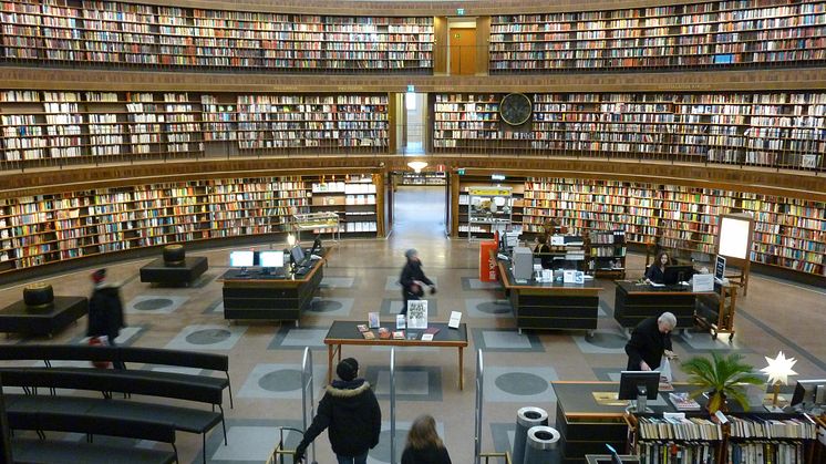 Rotundan på Stockholms stadsbibliotek – ett av 40 bibliotek i organisationen som nu är med i Librissamarbetet. Foto: Stockholms stadsbibliotek