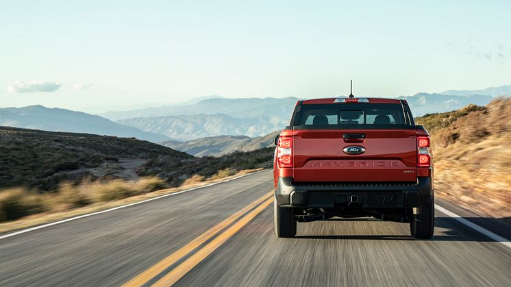 Ford-Maverick_2L-EcoBoost-AWD_Lariat_06
