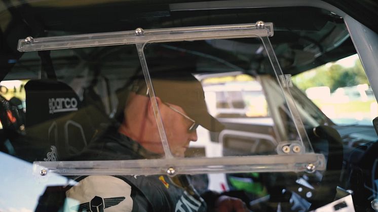 2023_Defender_Rally_Series_By_Bowler_Tease_Film_211022.mp4