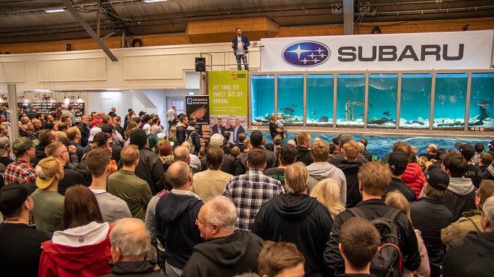 Världens största mobila akvarium finns på plats på Sportfiskemässan.