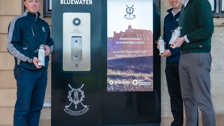 “Bluewater digital media enabled refill stations and customised refillable water bottles at St Andrews Links, the Home of Golf. From left to right: Sandy Reid (Director of Greenkeeping - St Andrews Links Trust), Philip Russell (Chief Purpose Officer 