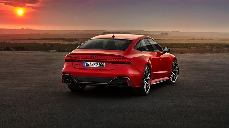 Audi RS 7 Sportback (tangorød)