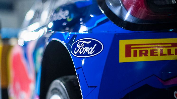 2047_DG_Ford_Rally1_23