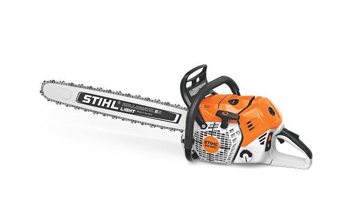 STIHL MS 500i går fra 0 - 100 på 0,25 sekunder – den første motorsav i verden med direkte indsprøjtning. 