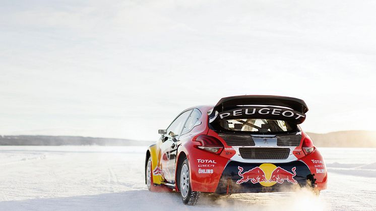 Världsmästarna Team Peugeot Hansen välkomnar Sebastien Loeb till 2016 års säsong