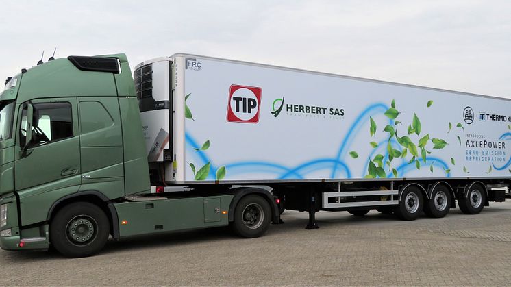 Herbert SAS ist eine von drei niederländischen Speditionen, die das AxlePower System mit ePower Achse von BPW zur Belieferung der Supermarktkette Albert Heijn einsetzt.