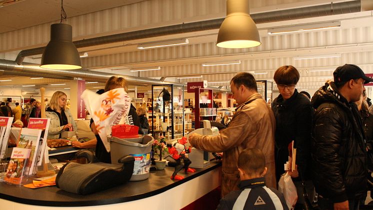 Spar på vatten – handla second hand