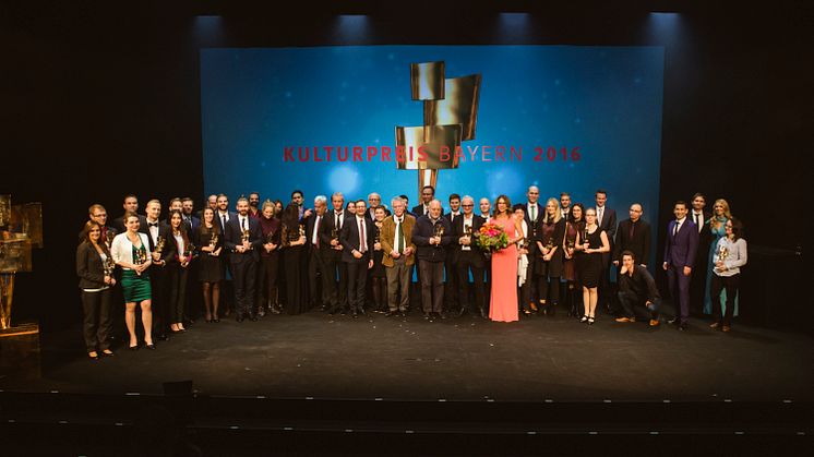 Insgesamt 38 Künstler und Wissenschaftler sind am Donnerstagabend in Amberg mit dem Kulturpreis Bayern 2016 ausgezeichnet worden.