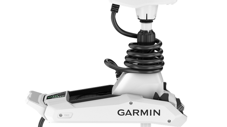 Garmin_Force Kraken Trolling Motor_mit schwenkbarer Halterung in Weiß (3) (c) Garmin Deutschland GmbH