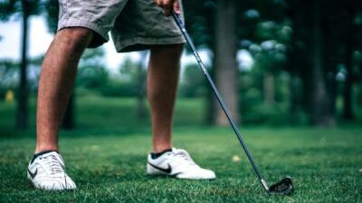 Golftøj og Golfbolde, hvad skal man vælge og hvorfor?