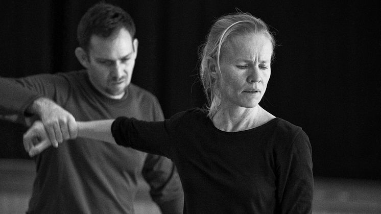 Meeting You – en föreställning om vänskap och ett projekt om dansens flyktighet