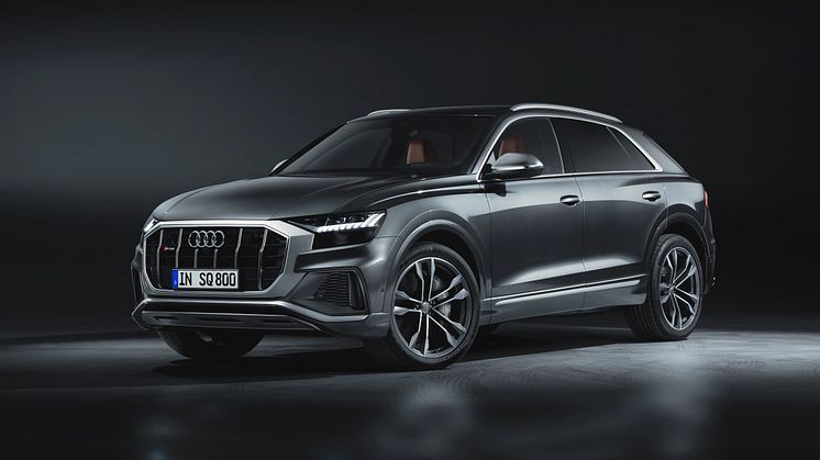 Audi SQ8 TDI (daytonagrå)