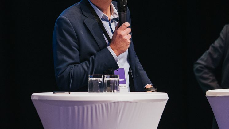 Johannes Holmberg, vd för Calejo, presenterade bolagets två projekt för ledande befattningshavare på Piia Summit.