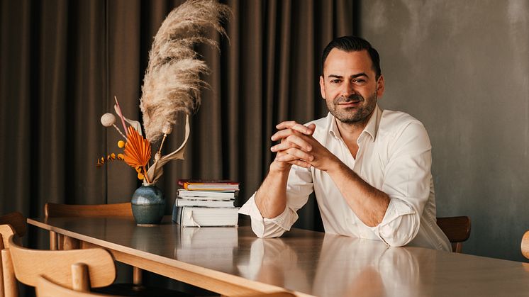 Haakon Sand trer inn som ny General Manager på takrestauranten TAK Oslo.