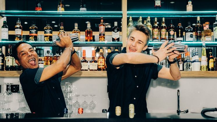 SHAKE IT: Clarion Hotel Helsinki Airport er klare til å ønske enda flere nordmenn velkommen.