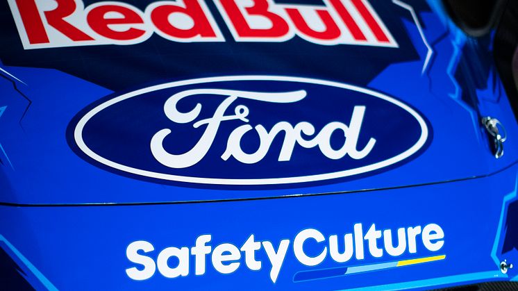 2070_DG_Ford_Rally1_23