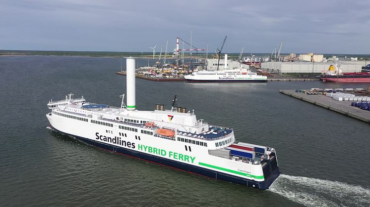 Rotor sail installation on the Scandlines hybrid ferry Berlin