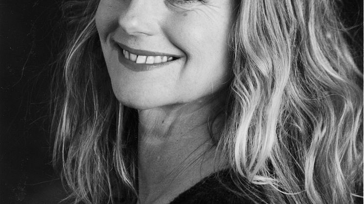 Lilian Brøgger portrett