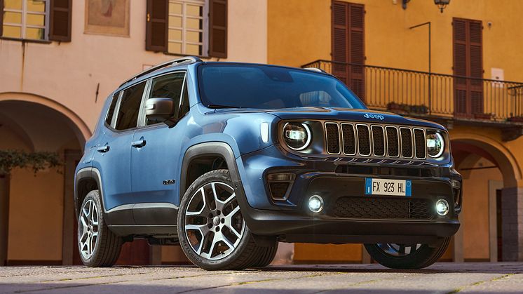Den nye Renegade 4xe Kan nu bestilles hos landets Jeep-forhandlere