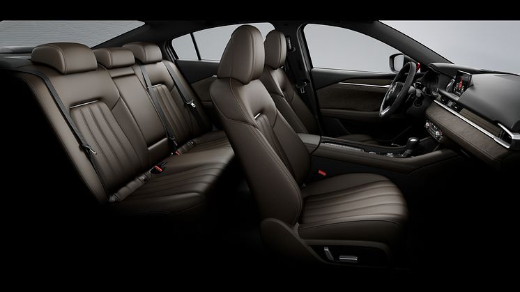 2018_Mazda6_Sedan_Interiör