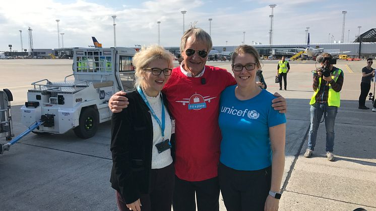 Bjørn Kjos med UNICEF-repræsentanter