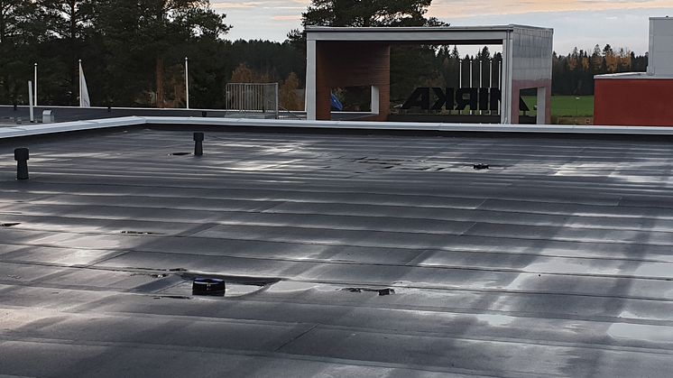 Pluvia-kattokaivot Mirkan tehtaan katolla, Pietarsaari