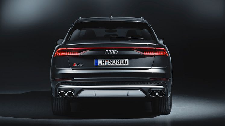 Audi SQ8 TDI (daytonagrå)