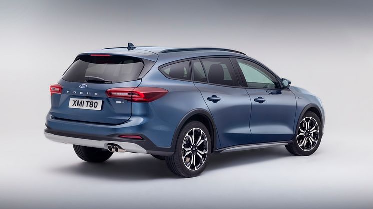 Ford Focus Active 2021 (2)