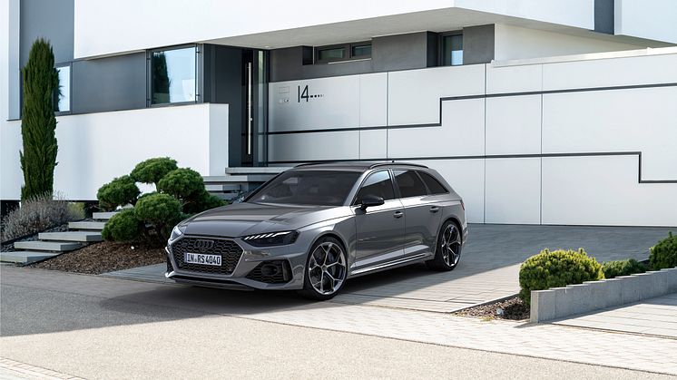 Audi RS 4 Avant med competition plus pakke (Nardogrå)