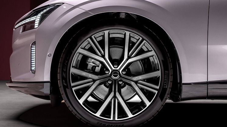 342398_Volvo_ES90_Exterior.jpg
