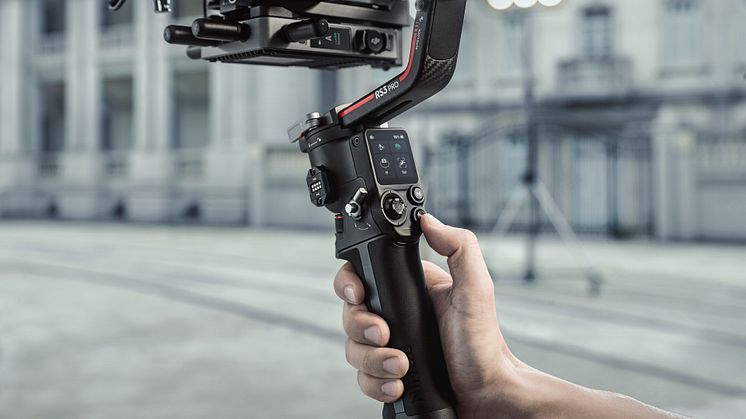DJI RS 3 Pro – Wireless Bluetooth Shutter Button
