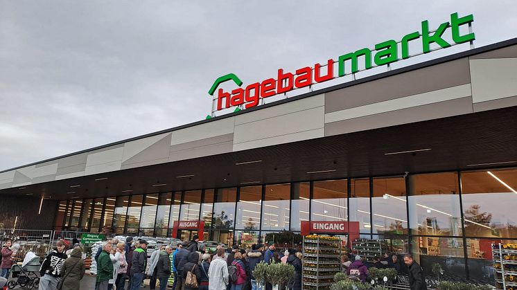 Nach nur einem Monat Umbauzeit wurde der hagebaumarkt Tumeltsham am 29. März 2023 eröffnet