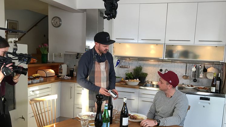 Petter premiärgäst när Wine & Friends lanserar webb-TV-serie