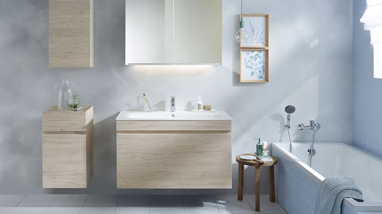 FLEKSIBELT: Geberit Renova Plans baderomsserie har toaletter, servanter og møbler i et klassisk design. Muligheten til å velge forskjellige størrelser, gjør at det kan være løsninger for både små, mellomstore og store bad.