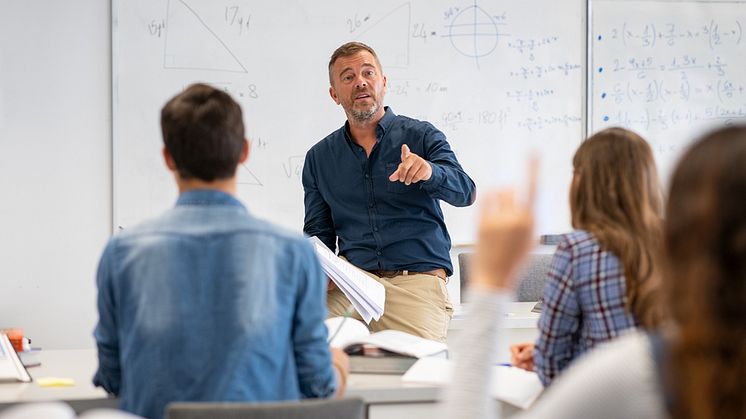  Luleå tekniska universitet satsar på en helt ny ämneslärarutbildning, med distansundervisning och stor flexibilitet. Ämneslärarutbildningen är inriktad mot både högstadiet och gymnasieskolan. Foto: Shutterstock