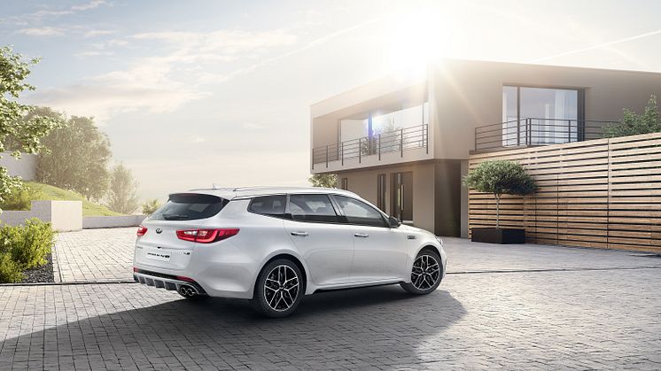 kia_pressrelease_2018_PRESS-HIGHRES_JFSW-GTL-BACK
