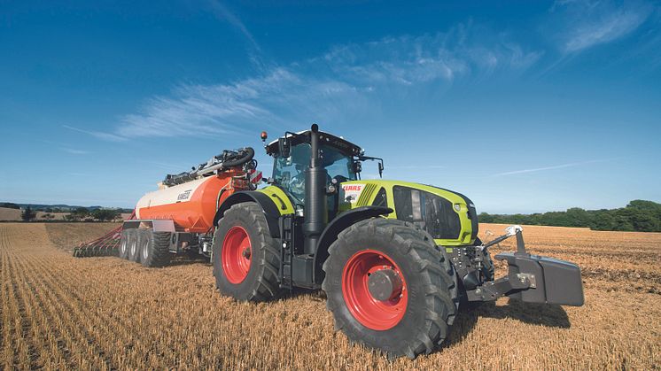AXION 900